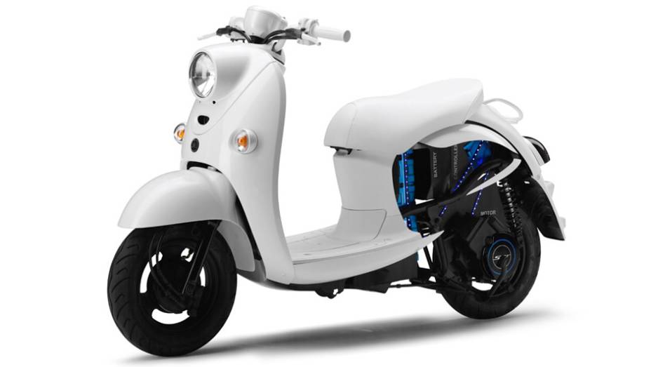 Yamaha EVino | <a href="https://preprod.quatrorodas.abril.com.br/moto/noticias/yamaha-mostra-modelos-salao-toquio-760140.shtml" rel="migration">Leia mais</a>