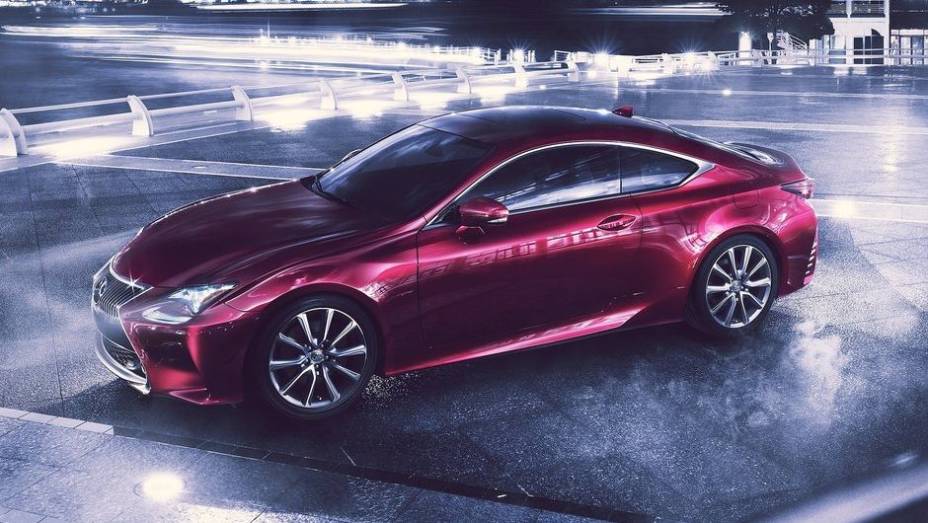 A Lexus revelou o RC, uma das atrações da marca no Salão de Tóquio | <a href="https://preprod.quatrorodas.abril.com.br/noticias/saloes/toquio-2013/lexus-mostra-cupe-rc-759175.shtml" rel="migration">Leia mais</a>