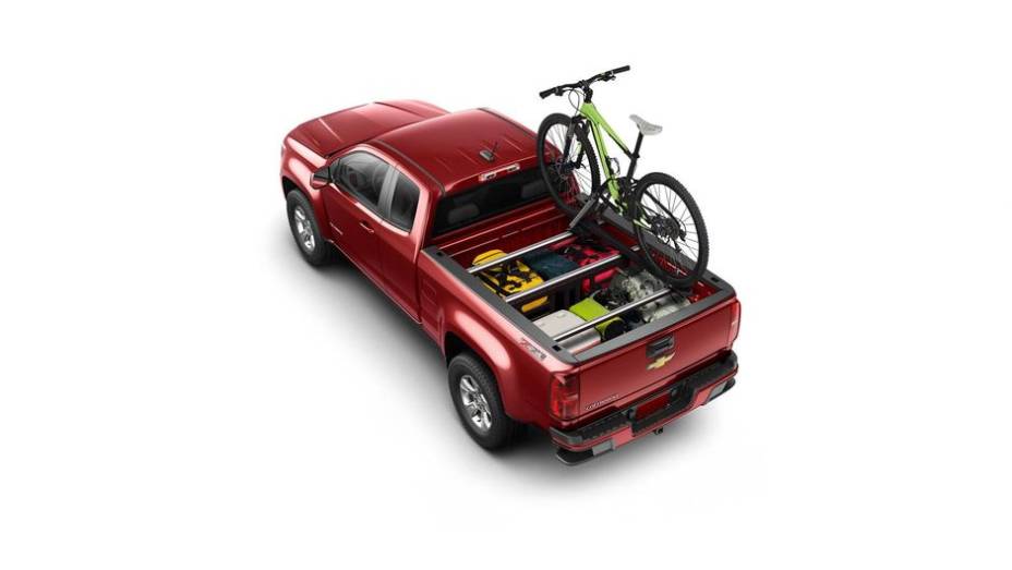 A promessa é de que a nova Colorado seja líder em termos de capacidade de carga, além de poder puxar um trailer de até 3.039 kg | <a href="https://preprod.quatrorodas.abril.com.br/noticias/saloes/los-angeles-2013/chevrolet-apresenta-nova-colorado-760712.shtml" rel="migration">Lei</a>
