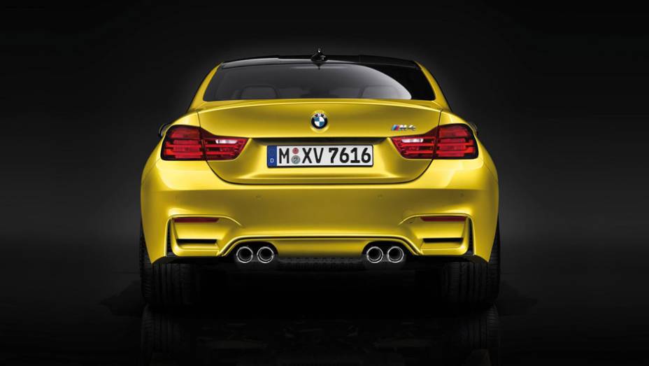 O toque final est&aacute; nas quatro sa&iacute;das de escapamento traseiras | <a href="https://preprod.quatrorodas.abril.com.br/noticias/saloes/detroit-2014/bmw-apresenta-novos-m3-m4-762958.shtml" rel="migration">Leia mais</a>