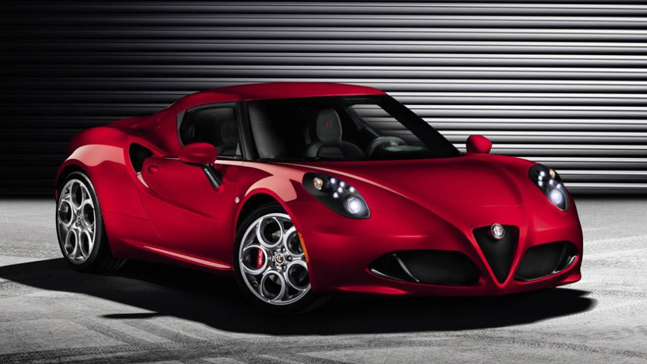 Em quinto está o Alfa Romeo 4C (US$ 54.000) | <a href="https://preprod.quatrorodas.abril.com.br/noticias/classicos/hagerty-lista-carros-classicos-futuro-767696.shtml" rel="migration">Leia mais</a>