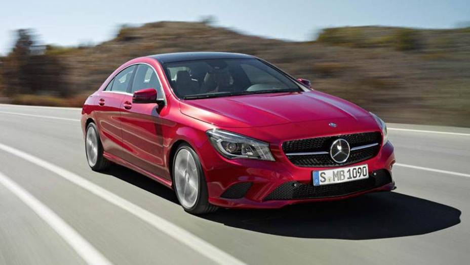 Novo bebê da família Mercedes-Benz: eis o CLA | <a href="https://preprod.quatrorodas.abril.com.br/saloes/detroit/2013/mercedes-benz-cla-730475.shtml" rel="migration">Leia mais</a>