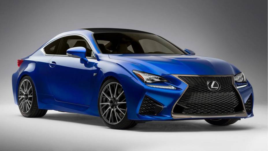 A Lexus mostrou nesta terça-feira (14) o RC F, uma das novidades mais aguardadas do atual Salão de Detroit | <a href="https://preprod.quatrorodas.abril.com.br/noticias/saloes/detroit-2014/lexus-expoe-rc-f-detroit-770421.shtml" rel="migration">Leia mais</a>