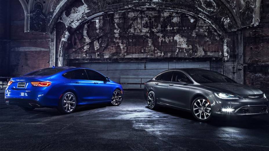 O novo Chrysler 200 estará disponível em 11 cores diferentes | <a href="https://preprod.quatrorodas.abril.com.br/noticias/saloes/detroit-2014/novo-chrysler-200-faz-sua-estreia-detroit-768496.shtml" rel="migration">Leia mais</a>