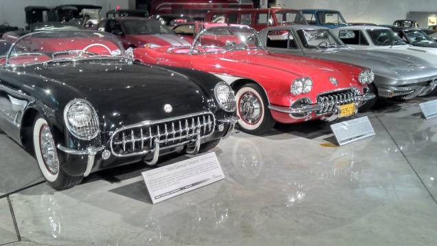 Todas as gerações do Corvette, aliás, estão representadas no local | <a href="https://preprod.quatrorodas.abril.com.br/reportagens/classicos/visitamos-gm-heritage-center-771490.shtml" rel="migration">Leia mais</a> Todas as gerações do Corvette, aliás, estão representadas no local | <a href="https://preprod.quatrorodas.abril.com.br/reportagens/classicos/visitamos-gm-heritage-center-771490.shtml" rel="migration">Leia mais</a>