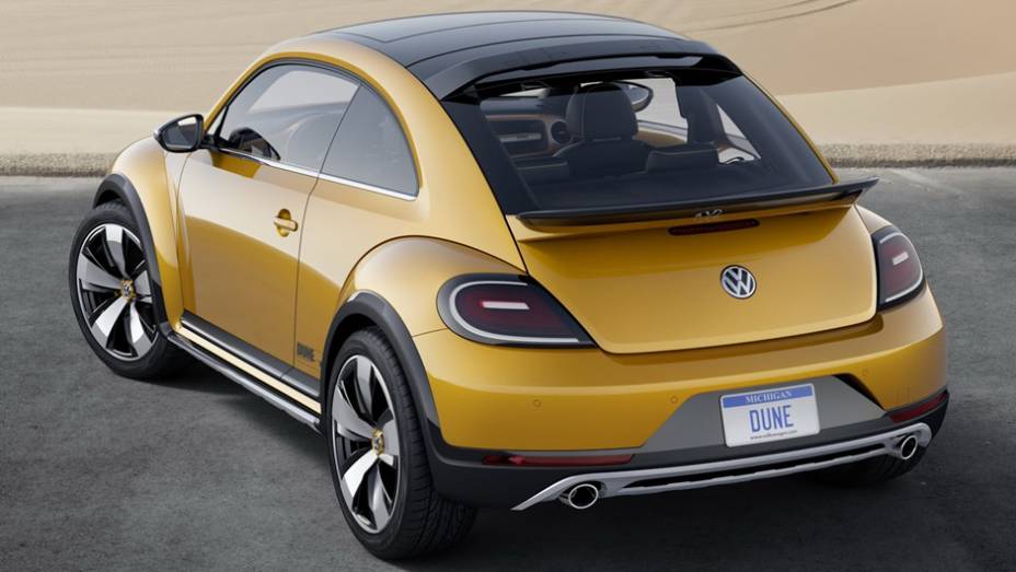 Volkswagen Beetle Dune concept | <a href="https://preprod.quatrorodas.abril.com.br/noticias/saloes/detroit-2014/vw-mostrara-beetle-dune-eua-768078.shtml" rel="migration">Leia mais</a> Volkswagen Beetle Dune concept | <a href="https://preprod.quatrorodas.abril.com.br/noticias/saloes/detroit-2014/vw-mostrara-beetle-dune-eua-768078.shtml" rel="migration">Leia mais</a>