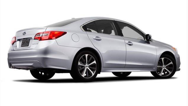 O design definitivo do sedã não é tão atraente quanto o do carro-conceito mostrado no Salão de Los Angeles de 2013 | <a href="https://preprod.quatrorodas.abril.com.br/noticias/fabricantes/surgem-primeiras-imagens-oficiais-novo-subaru-legacy-772272.shtml" rel="migration">Leia mais</a> O design definitivo do sedã não é tão atraente quanto o do carro-conceito mostrado no Salão de Los Angeles de 2013 | <a href="https://preprod.quatrorodas.abril.com.br/noticias/fabricantes/surgem-primeiras-imagens-oficiais-novo-subaru-legacy-772272.shtml" rel="migration">Leia mais</a>