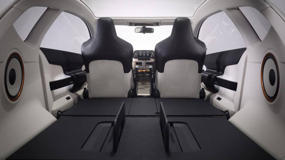 A capacidade total é para sete ocupantes | <a href="https://preprod.quatrorodas.abril.com.br/noticias/fabricantes/honda-exibe-vision-xs-1-concept-772441.shtml" rel="migration">Leia mais</a>