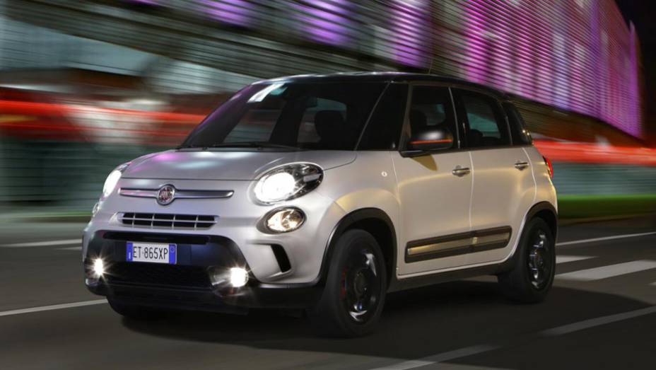 A Fiat anunciou nesta segunda-feira (10) as novidades da linha 2014 do 500L. Uma delas é o lançamento da Beats Edition | <a href="https://preprod.quatrorodas.abril.com.br/noticias/fabricantes/fiat-revela-500l-beats-edition-772907.shtml" rel="migration">Leia mais</a>