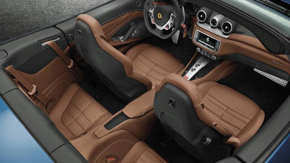 Vale lembrar que a Ferrari apresentar&aacute; o novo modelo ao p&uacute;blico durante o Sal&atilde;o de Genebra, na primeira semana de mar&ccedil;o | <a href="https://preprod.quatrorodas.abril.com.br/noticias/saloes/genebra-2014/ferrari-apresenta-california-t-773120.shtml" rel="migration">Leia mais</a>
