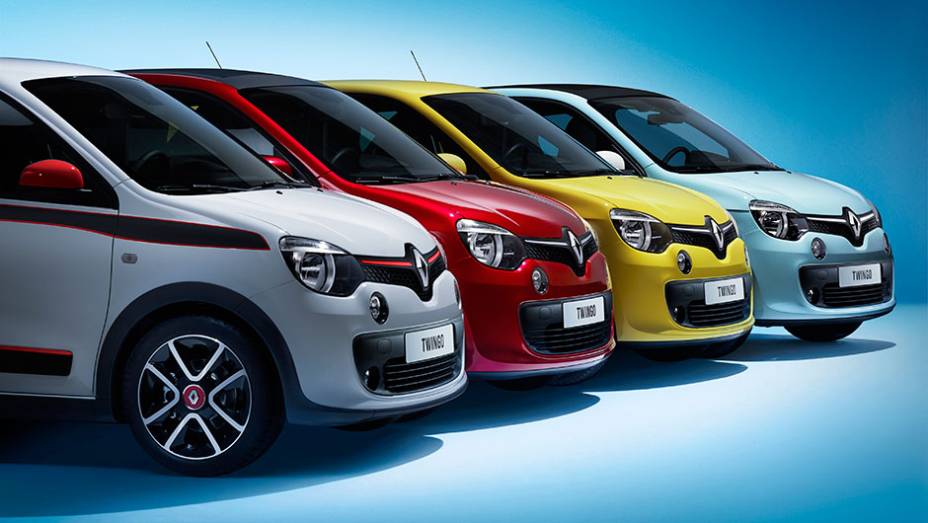 Renault "despe" novo Twingo | <a href="https://preprod.quatrorodas.abril.com.br/noticias/saloes/genebra-2014/renault-confirma-motorizacao-twingo-775341.shtml" rel="migration">Leia mais</a>