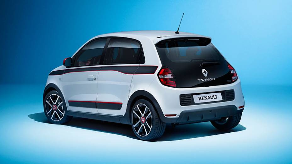 Renault confirmou motor traseiro no novo Twingo e duas op&ccedil;&otilde;es de motoriza&ccedil;&atilde;o | <a href="https://preprod.quatrorodas.abril.com.br/noticias/saloes/genebra-2014/renault-confirma-motorizacao-twingo-775341.shtml" rel="migration">Leia mais</a>
