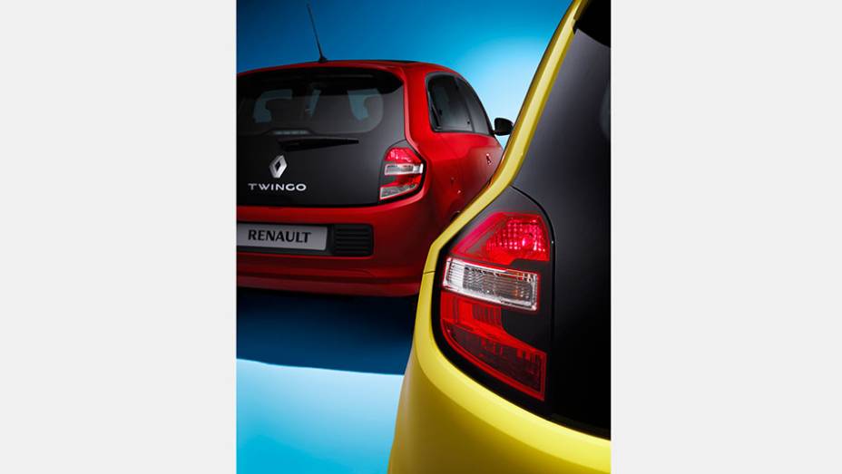 Detalhe da traseira do novo Twingo | <a href="https://preprod.quatrorodas.abril.com.br/noticias/saloes/genebra-2014/renault-confirma-motorizacao-twingo-775341.shtml" rel="migration">Leia mais</a>