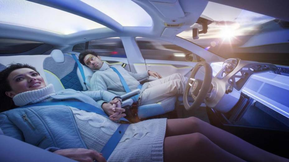 O modelo se destaca pelo interior, altamente customiz&aacute;vel, sobretudo no que diz respeito &agrave;s posi&ccedil;&otilde;es dos bancos | <a href="https://preprod.quatrorodas.abril.com.br/noticias/saloes/genebra-2014/rinspeed-mostra-imagens-xchange-concept-773804.shtml" rel="migration">Leia mais</a>