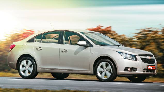 Com 720.636 unidades, o quinto modelo mais vendido no mundo foi o Chevrolet Cruze | <a href="https://preprod.quatrorodas.abril.com.br/noticias/mercado/ford-focus-ocupa-primeiro-lugar-lista-carros-mais-vendidos-mundo-774188.shtml" rel="migration">Leia mais</a> Com 720.636 unidades, o quinto modelo mais vendido no mundo foi o Chevrolet Cruze | <a href="https://preprod.quatrorodas.abril.com.br/noticias/mercado/ford-focus-ocupa-primeiro-lugar-lista-carros-mais-vendidos-mundo-774188.shtml" rel="migration">Leia mais</a>