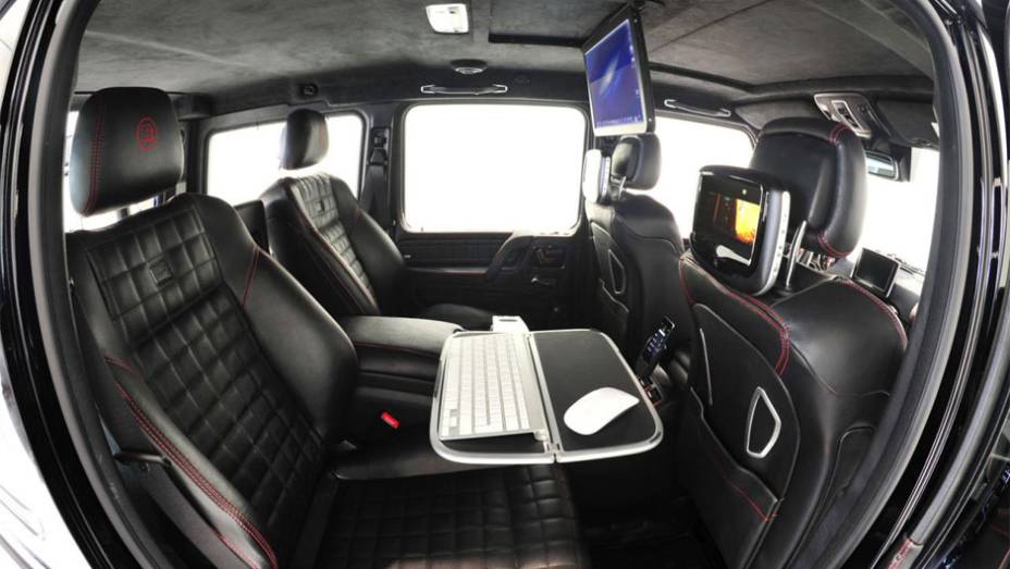 O modelo contará com iPod Touch, iPad Mini, um Mac Mini, Apple TV, monitor LCD de 15,6 polegadas... | <a href="https://preprod.quatrorodas.abril.com.br/noticias/saloes/genebra-2014/brabus-lanca-modelo-produtos-apple-774876.shtml" rel="migration">Leia mais</a> O modelo contará com iPod Touch, iPad Mini, um Mac Mini, Apple TV, monitor LCD de 15,6 polegadas... | <a href="https://preprod.quatrorodas.abril.com.br/noticias/saloes/genebra-2014/brabus-lanca-modelo-produtos-apple-774876.shtml" rel="migration">Leia mais</a>