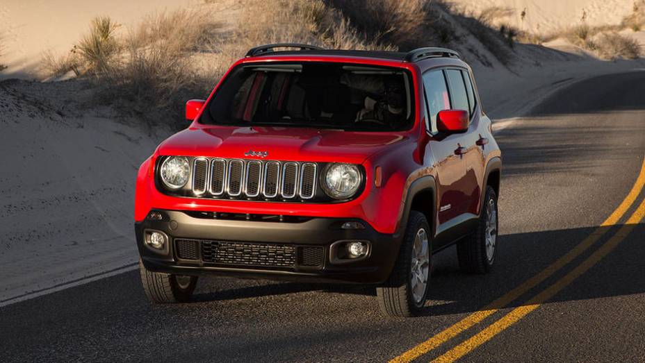 A apresentação oficial do modelo acontece no Salão de Genebra | <a href="https://preprod.quatrorodas.abril.com.br/noticias/saloes/genebra-2014/imagens-jeep-renegade-sao-reveladas-775127.shtml" rel="migration">Leia mais</a>