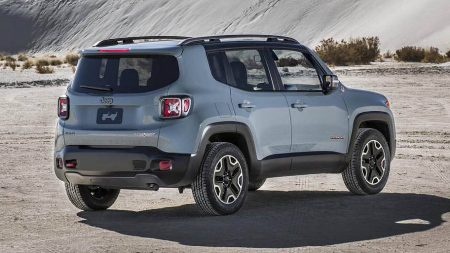 A Jeep confirmou 16 combinações diferentes de motor-transmissão para o Renegade | <a href="https://preprod.quatrorodas.abril.com.br/noticias/saloes/genebra-2014/imagens-jeep-renegade-sao-reveladas-775127.shtml" rel="migration">Leia mais</a>