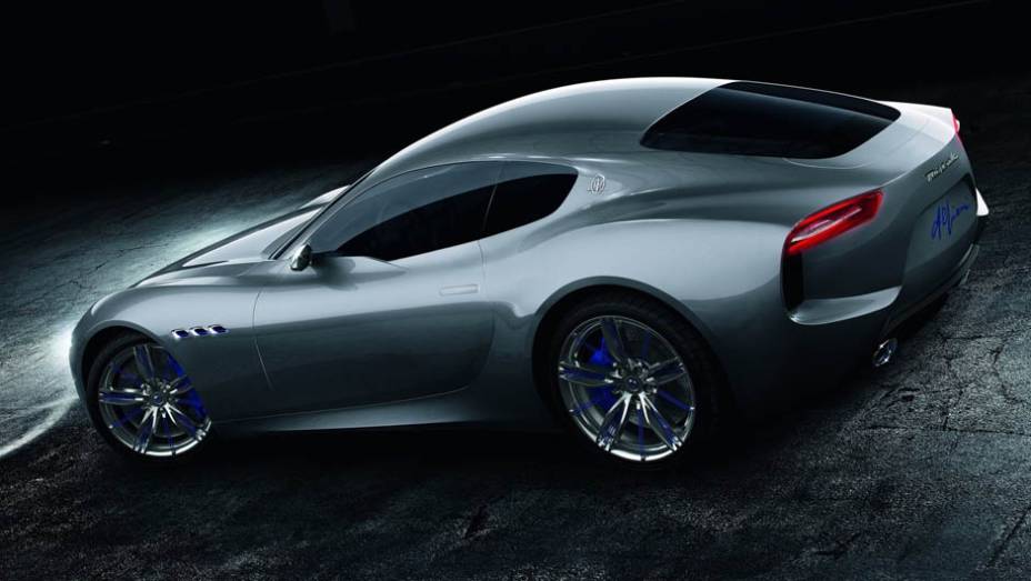 Ele é baseado no atual GranTurismo MC Stradale, mas com modificações significativas | <a href="https://preprod.quatrorodas.abril.com.br/noticias/saloes/genebra-2014/maserati-revela-alfieri-concept-775234.shtml" rel="migration">Leia mais</a>