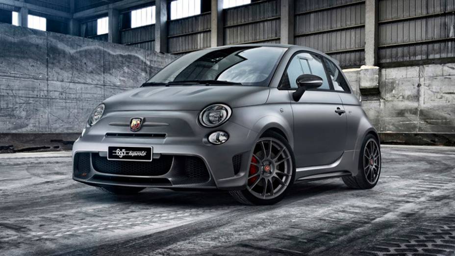 Já conhecida divisão de performance do Grupo Fiat, a Abarth também mostrou uma novidade neste Salão de Genebra: o 695 Biposto | <a href="https://preprod.quatrorodas.abril.com.br/noticias/saloes/genebra-2014/abarth-apresenta-695-biposto-775354.shtml" rel="migration">Leia mais</a>