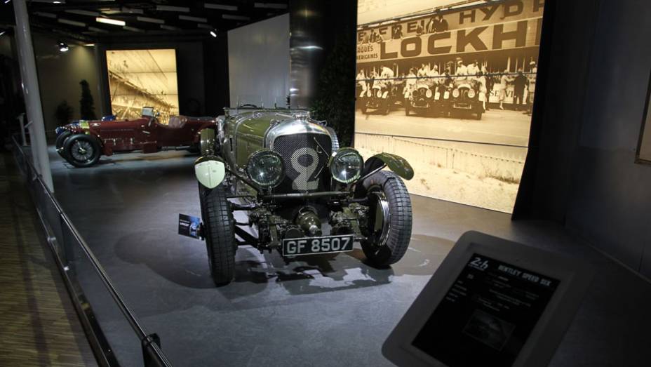 Bentley Speed Six (1929) | <a href="https://preprod.quatrorodas.abril.com.br/noticias/saloes/genebra-2014/salao-genebra-exibe-bolidos-le-mans-775992.shtml" rel="migration">Leia mais</a> | <a href="https://preprod.quatrorodas.abril.com.br/noticias/saloes/genebra-2014/" rel="migration">Confira tudo sobre o</a>