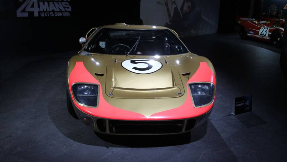 Ford GT40 (1966) | <a href="https://preprod.quatrorodas.abril.com.br/noticias/saloes/genebra-2014/salao-genebra-exibe-bolidos-le-mans-775992.shtml" rel="migration">Leia mais</a> | <a href="https://preprod.quatrorodas.abril.com.br/noticias/saloes/genebra-2014/" rel="migration">Confira tudo sobre o Sal&atilde;o d</a>
