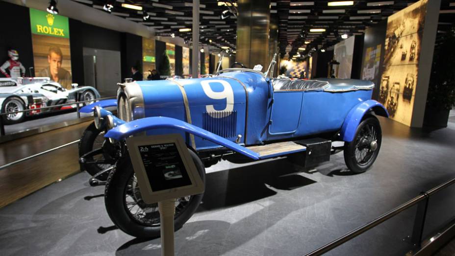 Chenard & Walcker Sport (1923) | <a href="https://preprod.quatrorodas.abril.com.br/noticias/saloes/genebra-2014/salao-genebra-exibe-bolidos-le-mans-775992.shtml" rel="migration">Leia mais</a> | <a href="https://preprod.quatrorodas.abril.com.br/noticias/saloes/genebra-2014/" rel="migration">Confira tudo s</a>