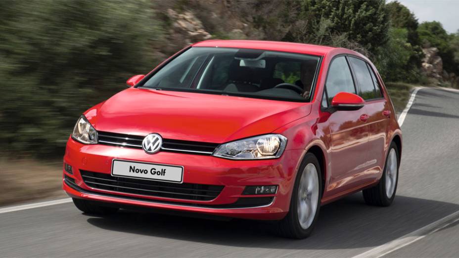 Volkswagen apresenta Novo Golf Comfortline | <a href="https://preprod.quatrorodas.abril.com.br/noticias/fabricantes/volkswagen-apresenta-novo-golf-comfortline-777747.shtml" rel="migration">Leia mais</a>