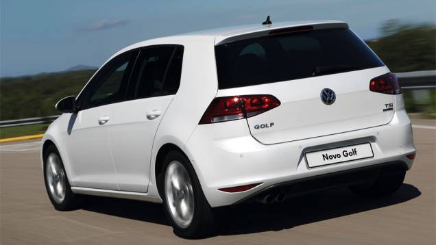 Novo Golf Comfortline é equipado com o motor 1.4L TSI BlueMotion Technology de 140 cv | <a href="https://preprod.quatrorodas.abril.com.br/noticias/fabricantes/volkswagen-apresenta-novo-golf-comfortline-777747.shtml" rel="migration">Leia mais</a> Novo Golf Comfortline é equipado com o motor 1.4L TSI BlueMotion Technology de 140 cv | <a href="https://preprod.quatrorodas.abril.com.br/noticias/fabricantes/volkswagen-apresenta-novo-golf-comfortline-777747.shtml" rel="migration">Leia mais</a>