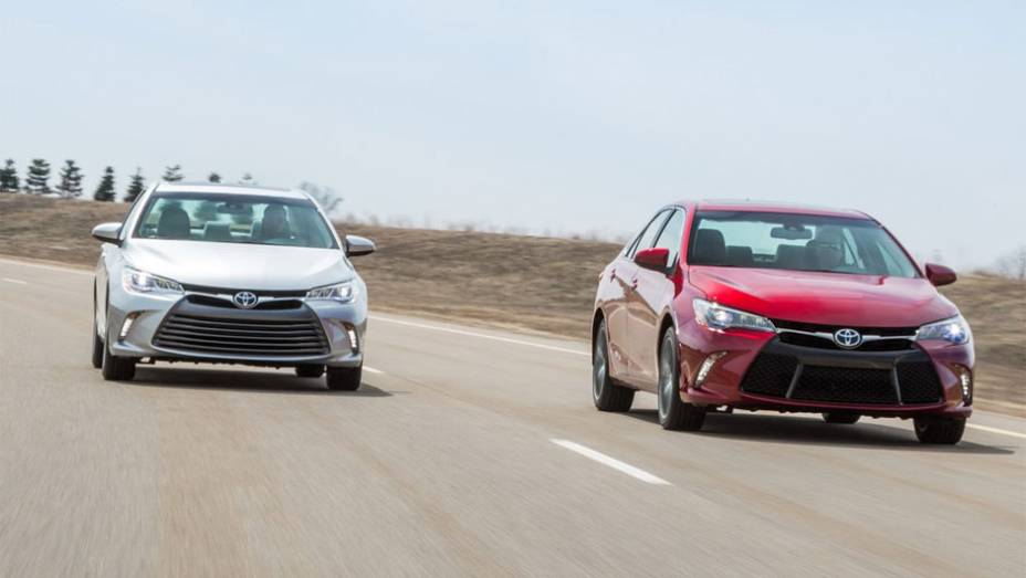 Toyota mostra novo Camry em Nova York | <a href="https://preprod.quatrorodas.abril.com.br/noticias/saloes/new-york-2014/toyota-mostra-novo-camry-779950.shtml" rel="migration">Leia mais</a>