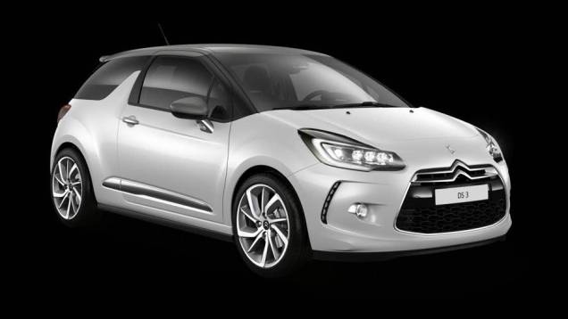 A Citroën apresentou os renovados DS3 e DS3 Cabrio | <a href="https://preprod.quatrorodas.abril.com.br/noticias/fabricantes/citroen-revela-facelift-ds3-ds3-cabrio-783578.shtml" rel="migration">Leia mais</a> A Citroën apresentou os renovados DS3 e DS3 Cabrio | <a href="https://preprod.quatrorodas.abril.com.br/noticias/fabricantes/citroen-revela-facelift-ds3-ds3-cabrio-783578.shtml" rel="migration">Leia mais</a>