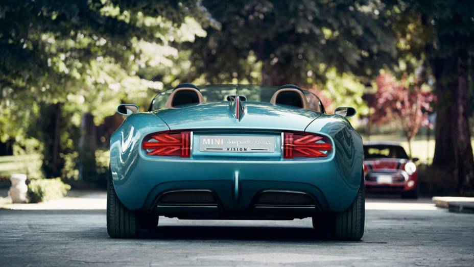 As especifica&ccedil;&otilde;es t&eacute;cnicas de motor e transmiss&atilde;o do Vision concept n&atilde;o foram reveladas | <a href="https://preprod.quatrorodas.abril.com.br/noticias/fabricantes/mini-superleggera-vision-concept-revelado-783801.shtml" rel="migration">Leia mais</a>