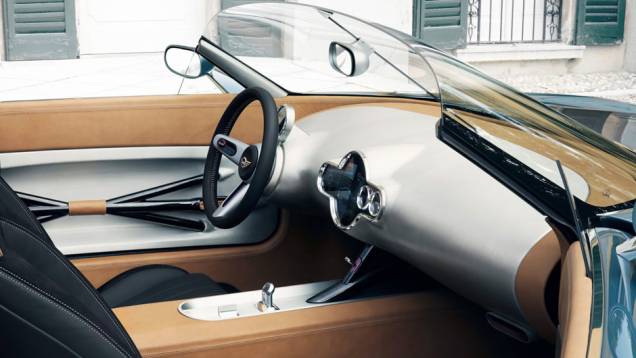 O objetivo é potencializar a performance do roadster | <a href="https://preprod.quatrorodas.abril.com.br/noticias/fabricantes/mini-superleggera-vision-concept-revelado-783801.shtml" rel="migration">Leia mais</a> O objetivo é potencializar a performance do roadster | <a href="https://preprod.quatrorodas.abril.com.br/noticias/fabricantes/mini-superleggera-vision-concept-revelado-783801.shtml" rel="migration">Leia mais</a>