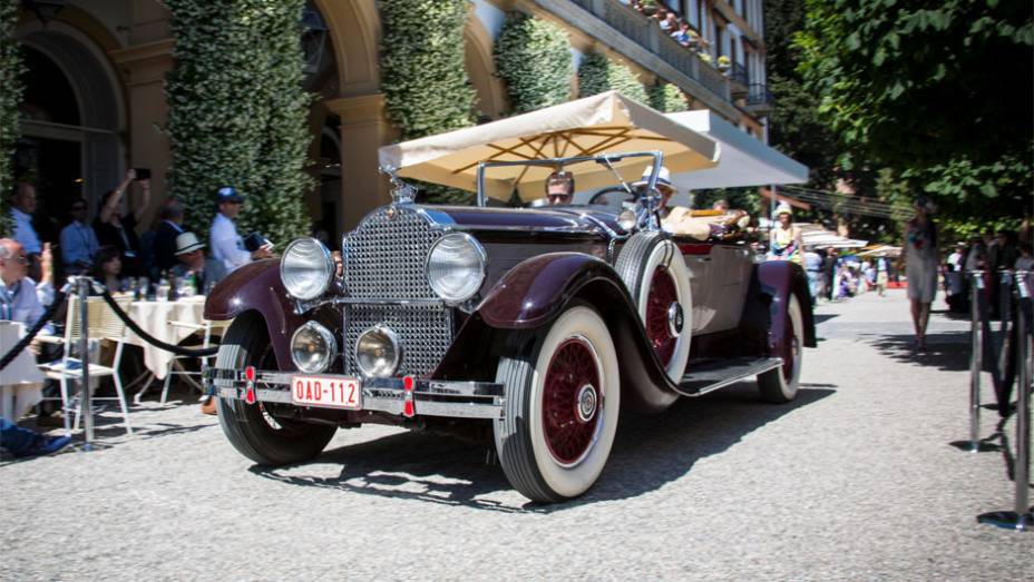 Packard 640 Custom Eight - Concorso dEleganza Villa dEste 2014 | <a href="https://preprod.quatrorodas.abril.com.br/noticias/classicos//concorso-d-eleganza-villa-d-este-2014-premia-maserati-450-s-1956-como-best-of-show-784018.shtml" rel="migration">Leia mais</a>