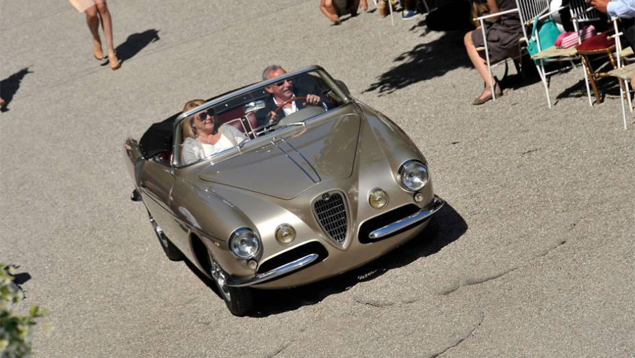 Alfa Romeo 1900 C SS - Concorso dEleganza Villa dEste 2014 | <a href="https://preprod.quatrorodas.abril.com.br/noticias/classicos//concorso-d-eleganza-villa-d-este-2014-premia-maserati-450-s-1956-como-best-of-show-784018.shtml" rel="migration">Leia mais</a> Alfa Romeo 1900 C SS - Concorso dEleganza Villa dEste 2014 | <a href="https://preprod.quatrorodas.abril.com.br/noticias/classicos//concorso-d-eleganza-villa-d-este-2014-premia-maserati-450-s-1956-como-best-of-show-784018.shtml" rel="migration">Leia mais</a>