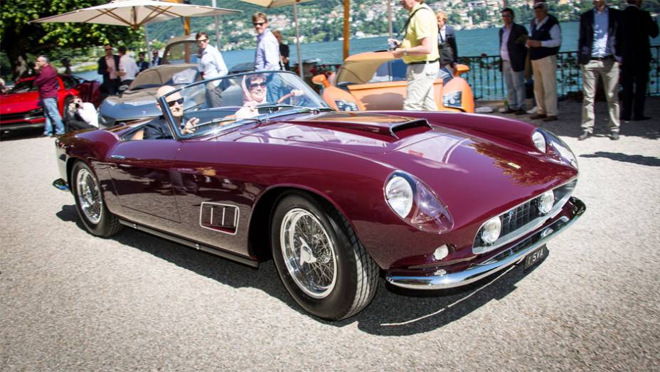 Ferrari 250 GT LWB- Concorso dEleganza Villa dEste 2014 | <a href="https://preprod.quatrorodas.abril.com.br/noticias/classicos//concorso-d-eleganza-villa-d-este-2014-premia-maserati-450-s-1956-como-best-of-show-784018.shtml" rel="migration">Leia mais</a>