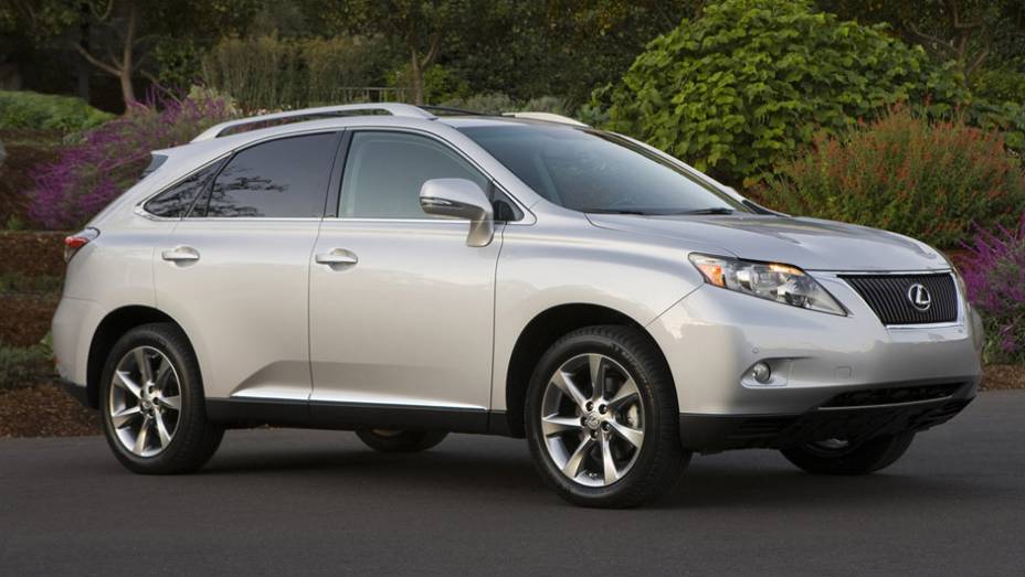 16 - Lexus RX (vencedor da categoria "SUV grande") | <a href="https://preprod.quatrorodas.abril.com.br/noticias/mercado/volkswagen-up-lidera-pesquisa-satisfacao-jd-power-2014-784586.shtml" rel="migration">Leia mais</a>