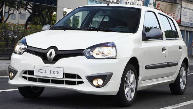 FLEX: 1) Renault Clio 1.0 - 9,5/14,3 (E/G) km/l na cidade e 10,7/15,8 (E/G) km/l na estrada | <a href="https://preprod.quatrorodas.abril.com.br/noticias/mercado/inmetro-atualiza-lista-carros-mais-economicos-pais-784794.shtml" rel="migration">Leia mais</a> FLEX: 1) Renault Clio 1.0 - 9,5/14,3 (E/G) km/l na cidade e 10,7/15,8 (E/G) km/l na estrada | <a href="https://preprod.quatrorodas.abril.com.br/noticias/mercado/inmetro-atualiza-lista-carros-mais-economicos-pais-784794.shtml" rel="migration">Leia mais</a>