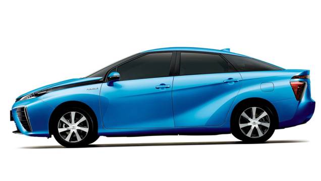 Modelo carrega o design do conceito FCV-R Concept, mostrado no Salão de Tóquio 2013 | <a href="https://preprod.quatrorodas.abril.com.br/noticias/sustentabilidade/toyota-revela-novo-fcv-787124.shtml" rel="migration">Leia mais</a> Modelo carrega o design do conceito FCV-R Concept, mostrado no Salão de Tóquio 2013 | <a href="https://preprod.quatrorodas.abril.com.br/noticias/sustentabilidade/toyota-revela-novo-fcv-787124.shtml" rel="migration">Leia mais</a>