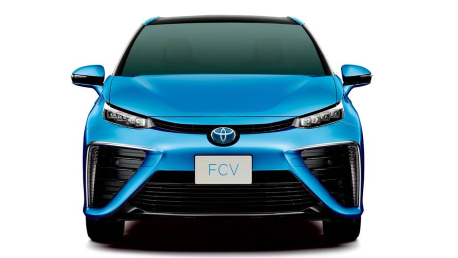 Lançamento no Japão está previsto para abril de 2015 e início do segundo semestre de 2015 nos EUA e Europa | <a href="https://preprod.quatrorodas.abril.com.br/noticias/sustentabilidade/toyota-revela-novo-fcv-787124.shtml" rel="migration">Leia mais</a>