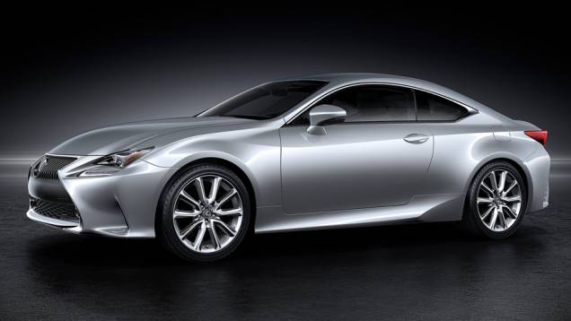 Lexus RC | <a href="https://preprod.quatrorodas.abril.com.br/noticias/mercado/candidatos-carro-ano-2015-europa-sao-revelados-791548.shtml" rel="migration">Leia mais</a> Lexus RC | <a href="https://preprod.quatrorodas.abril.com.br/noticias/mercado/candidatos-carro-ano-2015-europa-sao-revelados-791548.shtml" rel="migration">Leia mais</a>