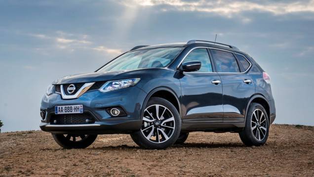 Nissan X-Trail | <a href="https://preprod.quatrorodas.abril.com.br/noticias/mercado/candidatos-carro-ano-2015-europa-sao-revelados-791548.shtml" rel="migration">Leia mais</a> Nissan X-Trail | <a href="https://preprod.quatrorodas.abril.com.br/noticias/mercado/candidatos-carro-ano-2015-europa-sao-revelados-791548.shtml" rel="migration">Leia mais</a>