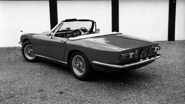 As rodas raiadas cromadas eram equipamento de série do modelo | <a href="https://preprod.quatrorodas.abril.com.br/reportagens/classicos/maserati-100-anos-792281.shtml" rel="migration">Leia mais</a> As rodas raiadas cromadas eram equipamento de série do modelo | <a href="https://preprod.quatrorodas.abril.com.br/reportagens/classicos/maserati-100-anos-792281.shtml" rel="migration">Leia mais</a>