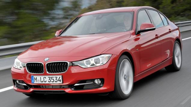 O segundo lugar ficou com o Série 3, o modelo mais vendido da BMW em todo o mundo | <a href="https://preprod.quatrorodas.abril.com.br/noticias/mercado/pesquisa-revela-carros-preferidos-milionarios-americanos-697349.shtml" rel="migration">Leia mais</a> O segundo lugar ficou com o Série 3, o modelo mais vendido da BMW em todo o mundo | <a href="https://preprod.quatrorodas.abril.com.br/noticias/mercado/pesquisa-revela-carros-preferidos-milionarios-americanos-697349.shtml" rel="migration">Leia mais</a>
