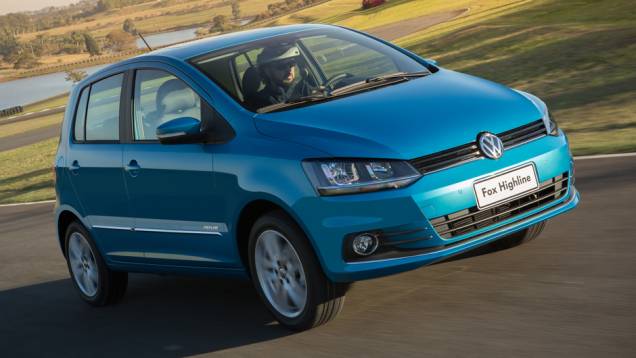 A Volkswagen colocou a mão na massa e, em 2014, entrega uma nova atualização do hatch Fox | <a href="https://preprod.quatrorodas.abril.com.br/carros/lancamentos/volkswagen-fox-797087.shtml" rel="migration">Leia mais</a> A Volkswagen colocou a mão na massa e, em 2014, entrega uma nova atualização do hatch Fox | <a href="https://preprod.quatrorodas.abril.com.br/carros/lancamentos/volkswagen-fox-797087.shtml" rel="migration">Leia mais</a>