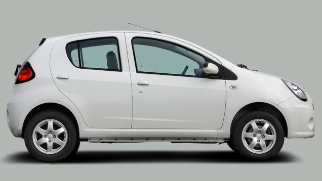 Ele será vendido por aqui por R$ 29,9 mi | <a href="https://preprod.quatrorodas.abril.com.br/carros/lancamentos/geely-gc2-798075.shtml" rel="migration">Leia mais</a> Ele será vendido por aqui por R$ 29,9 mi | <a href="https://preprod.quatrorodas.abril.com.br/carros/lancamentos/geely-gc2-798075.shtml" rel="migration">Leia mais</a>