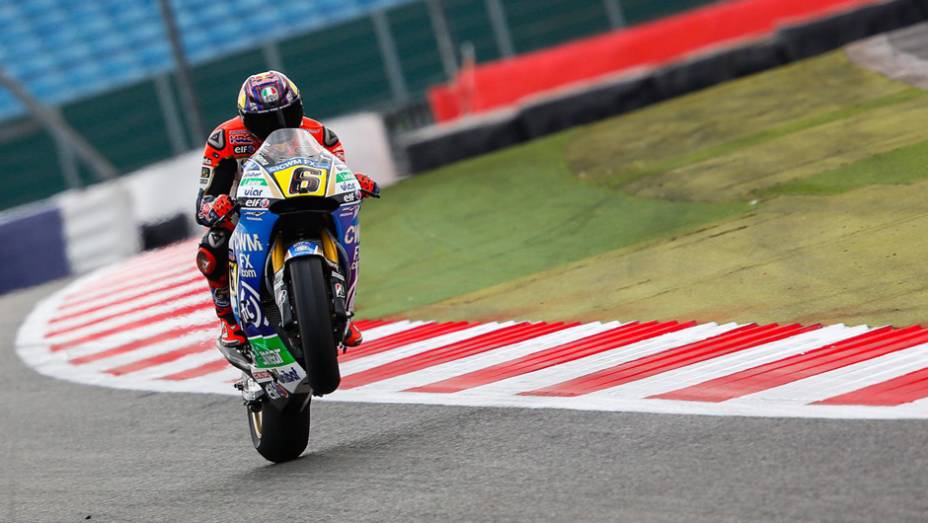 A segunda colocação ficou com Stefan Bradl | <a href="https://preprod.quatrorodas.abril.com.br/moto/noticias/motogp-marquez-lidera-sexta-feira-silverstone-798313.shtml" rel="migration">Leia mais</a>