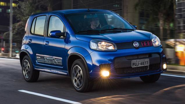 A Fiat revelou o Novo Uno 2015 | <a href="https://preprod.quatrorodas.abril.com.br/carros/lancamentos/fiat-novo-uno-2015-798881.shtml" rel="migration">Leia mais</a> A Fiat revelou o Novo Uno 2015 | <a href="https://preprod.quatrorodas.abril.com.br/carros/lancamentos/fiat-novo-uno-2015-798881.shtml" rel="migration">Leia mais</a>
