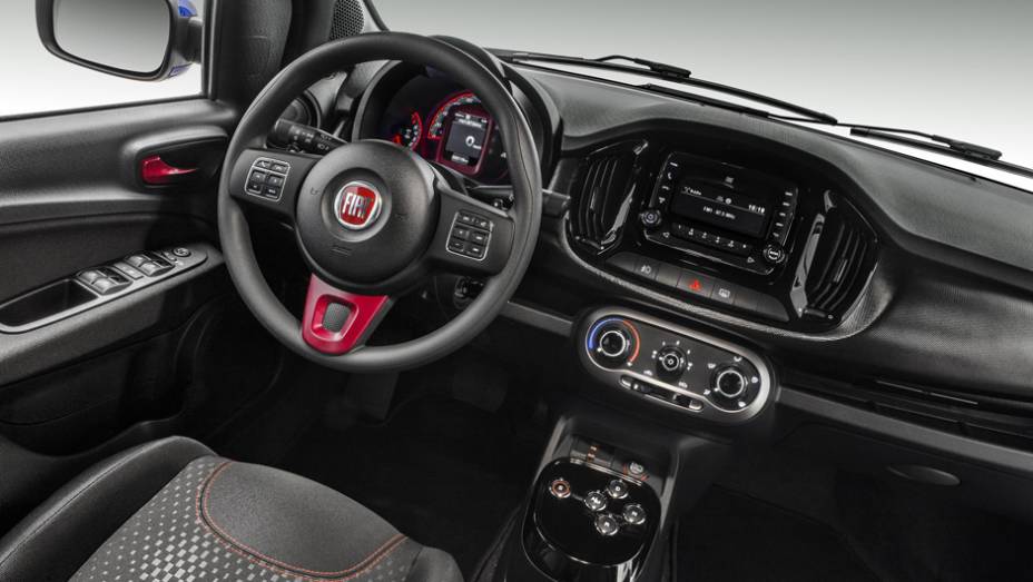 Um novo sistema multim&iacute;dia, com tela de 3,5 polegadas, tamb&eacute;m confere ar mais tecnol&oacute;gico &agrave; cabine | <a href="https://preprod.quatrorodas.abril.com.br/carros/lancamentos/fiat-novo-uno-2015-798881.shtml" rel="migration">Leia mais</a>