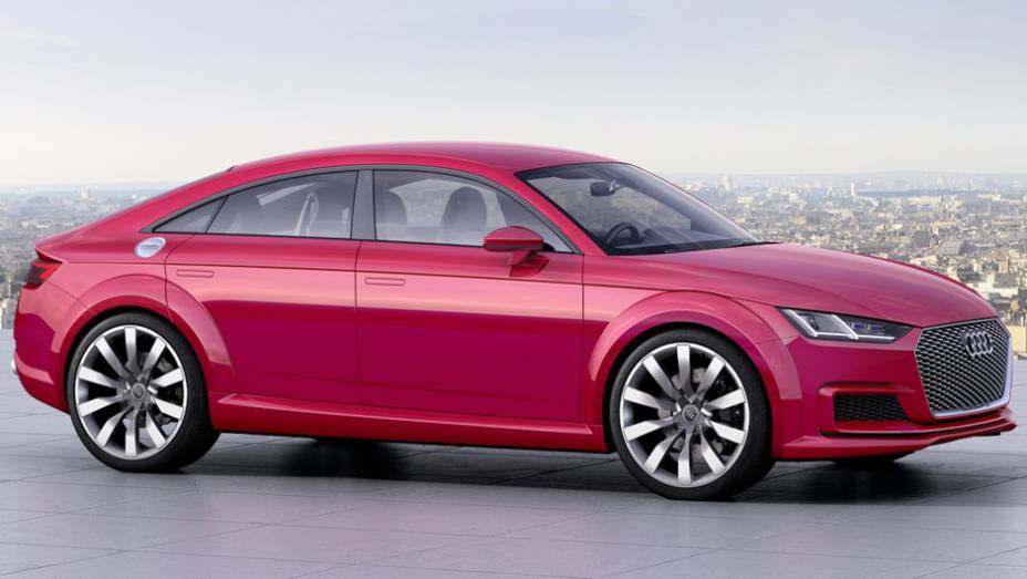 Na compara&ccedil;&atilde;o com o TT convencional, o conceitual apresenta dimens&otilde;es maiores (com exce&ccedil;&atilde;o da altura) | <a href="https://preprod.quatrorodas.abril.com.br/noticias/saloes/paris-2014/audi-apresenta-tt-sportback-concept-803458.shtml" rel="migration">Leia mais</a>